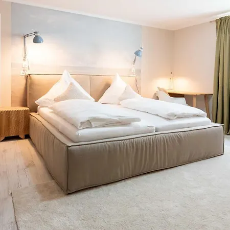 Senskiin Luv Holiday home Wenningstedt-Braderup