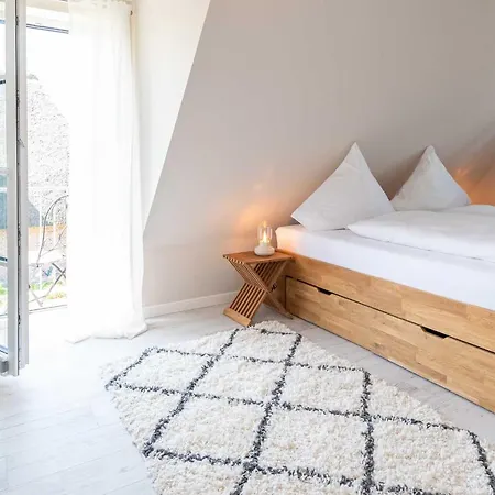 Senskiin Luv Holiday home Wenningstedt-Braderup